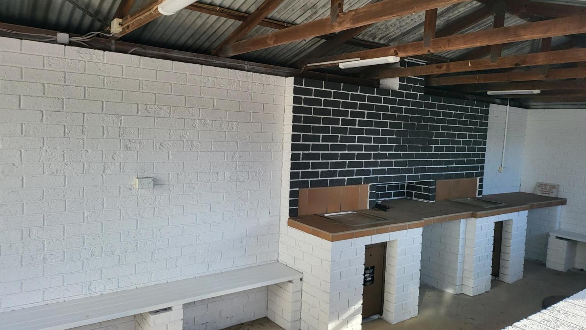 Husky 19 Beautifully Appointed Apartments - Great Location - In The Heart Of Husky Huskisson Exterior photo