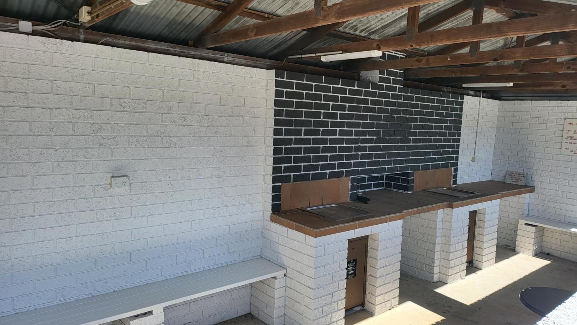 Husky 19 Beautifully Appointed Apartments - Great Location - In The Heart Of Husky Huskisson Exterior photo